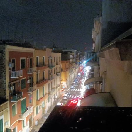 Pokoj Dla 2 Z Prywatnym Balkonem, Lazienka I Wejsciem باري المظهر الخارجي الصورة